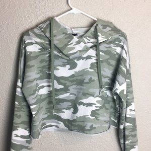 green and white camo cropped hoodie